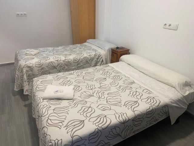 Habitaciones Familiares Con Bano Privado Lf - Sin Ascensor Saragoça Quarto foto
